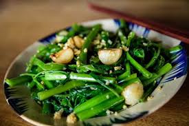 Lưu ý khi ăn rau muống